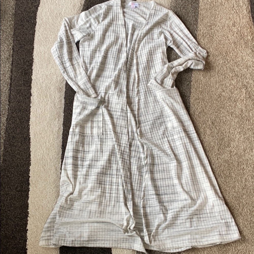 LulaRoe Sarah Duster